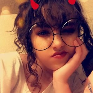 Meet your Posher, Aleia